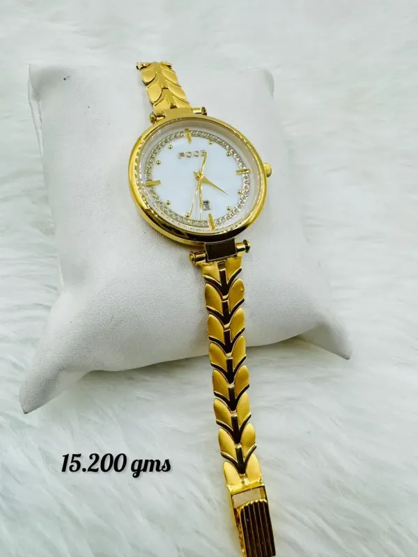Gold Female Watch Lw2