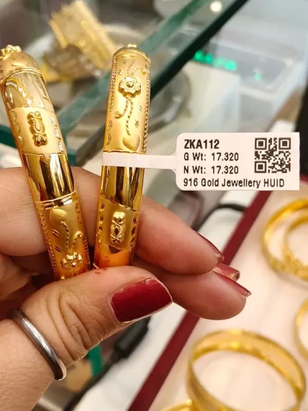 Gold kara Zka112