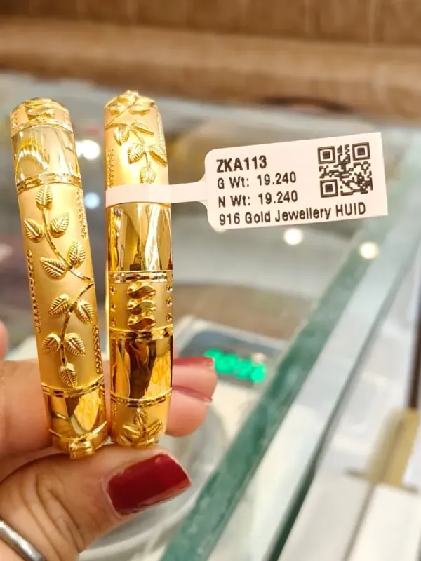 Gold kara Zka113