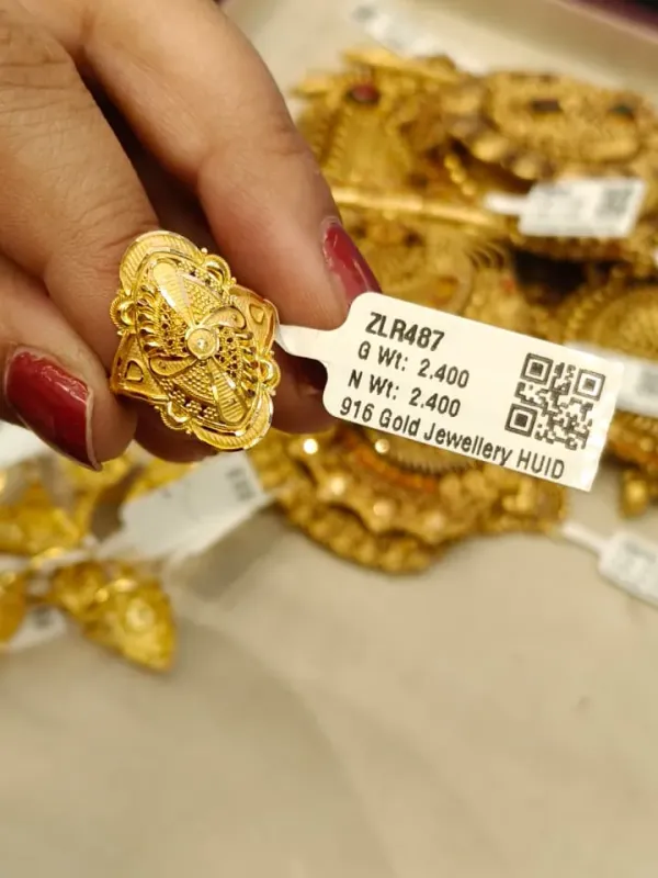 Gold Ring Zlr487