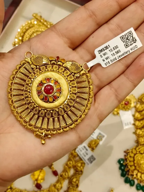 Antique Gold Mangalsutra Pendent Zms351