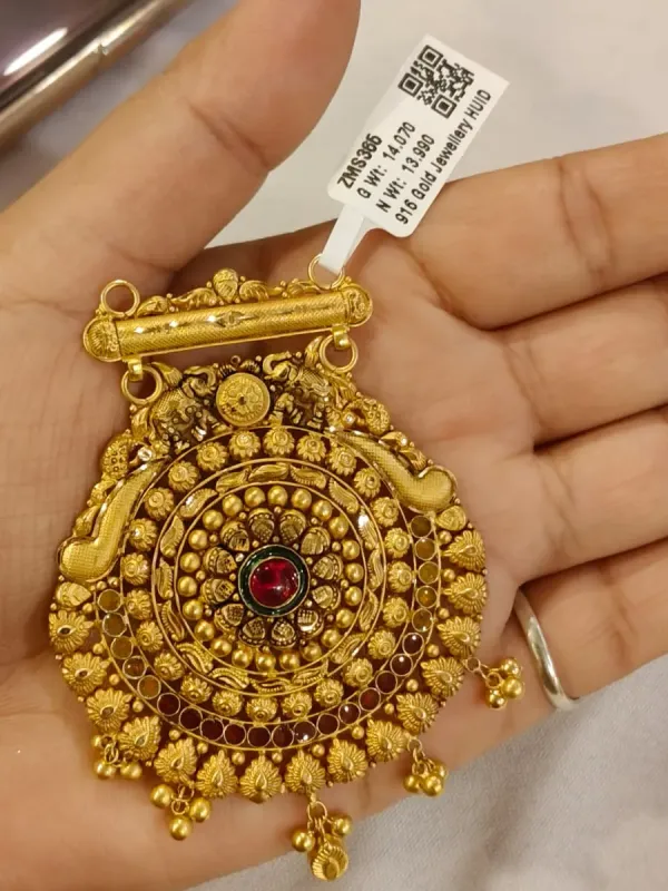 Gold Antique Mangalsutra Pendent Zms365