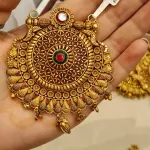 Gold Antique Mangalsutra Pendent Zms389