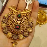 Gold Antique Mangalsutra Pendent Zms392