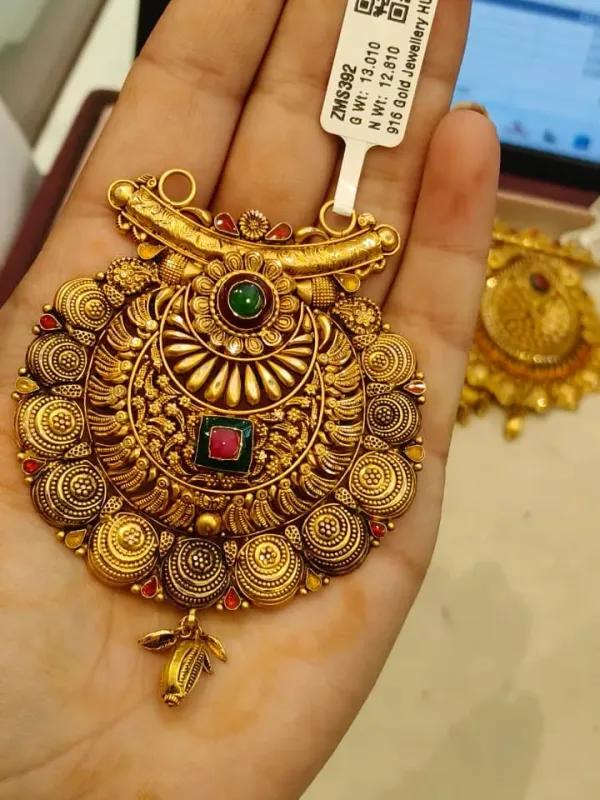 Gold Antique Mangalsutra Pendent Zms392