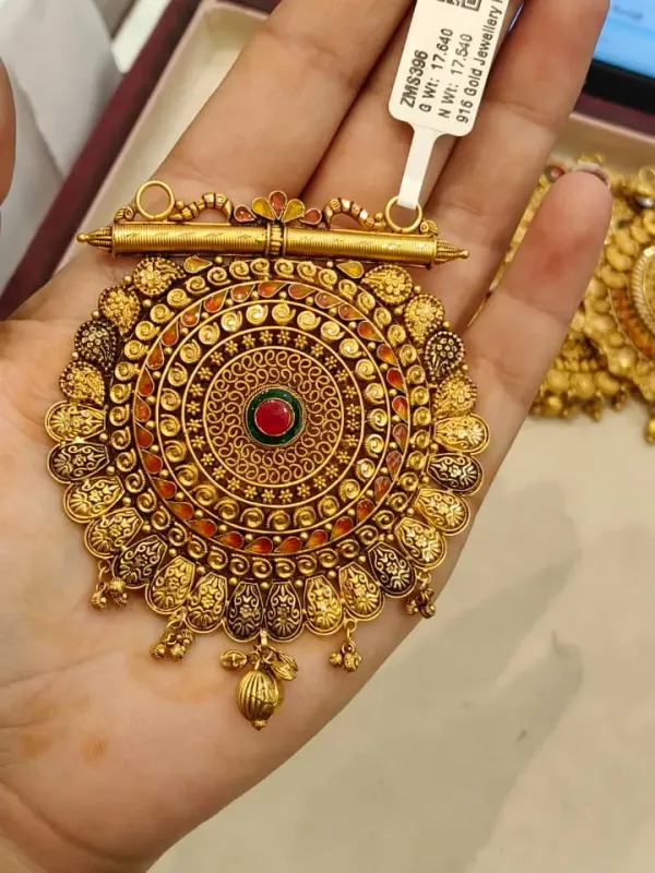 Gold Antique Mangalsutra Pendent Zms396