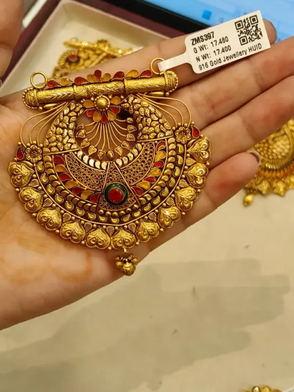 Gold Antique Mangalsutra Pendent Zms397
