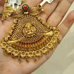 Gold Antique Mangalsutra Pendent Zms398